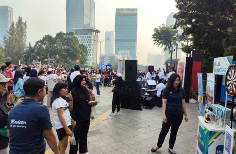 PLN Dekatkan Layanan ke Masyarakat, Promo Tambah Daya 50 Persen Ramaikan Car Free Day Jakarta