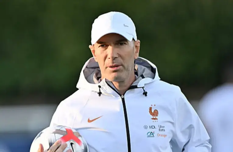 Zinedine Zidane Rasakan Emosi Luar Biasa Latih Timnas Prancis